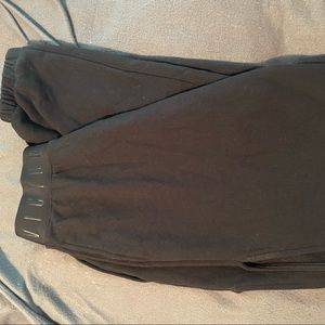 Victoria sport sweats